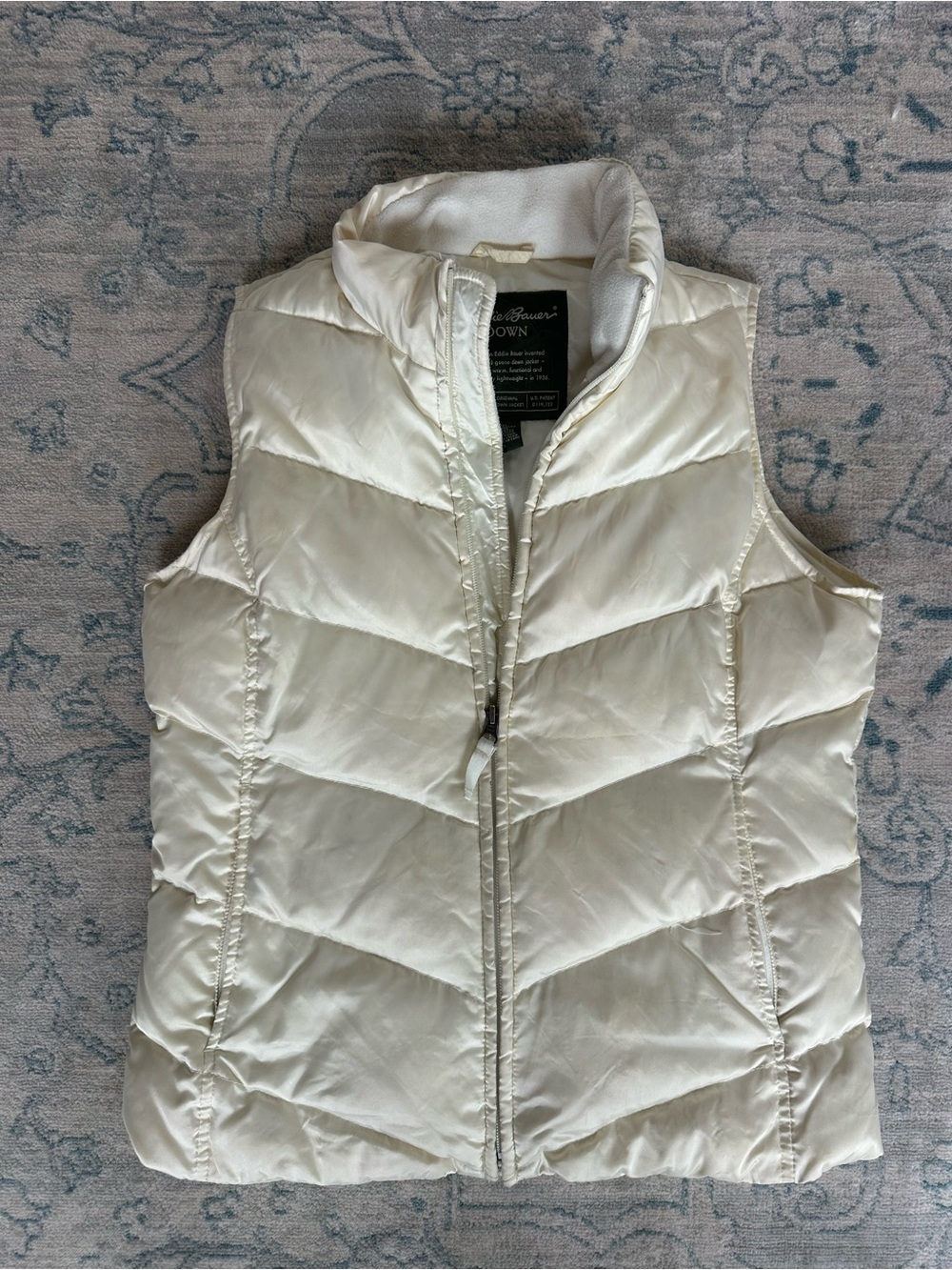 Eddie Bauer Women's Cream Puffer Vest